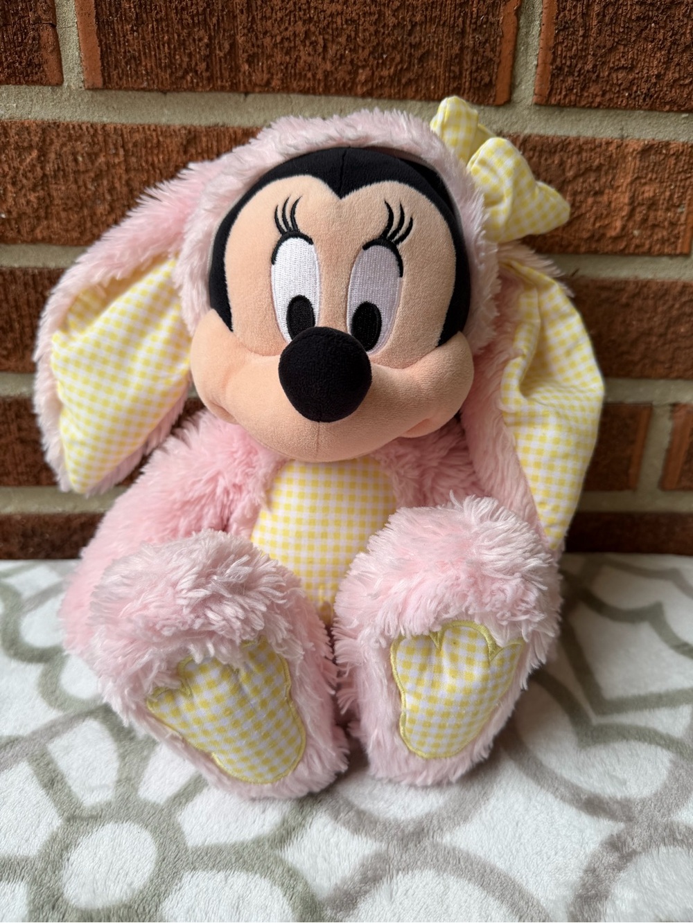 Disney Store Minnie Mouse Easter Bunny Plush Stuffed Animal Toy Pink Yellow